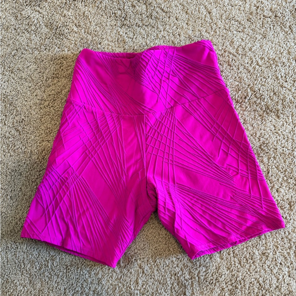 Fuchsia pink biker shorts size medium rarely worn great condition
